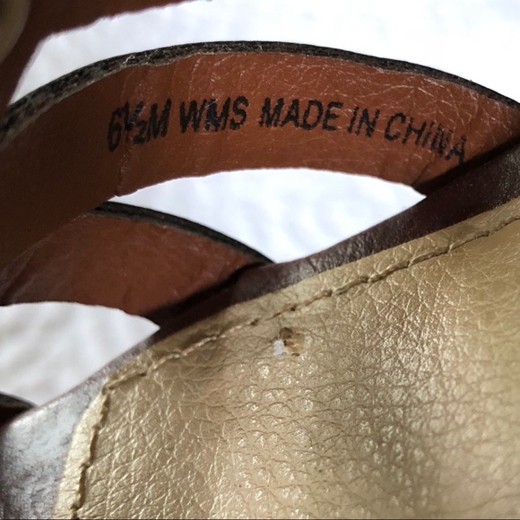 Kenneth Cole Unlisted leather wedge sandals studs - Picture 8 of 8